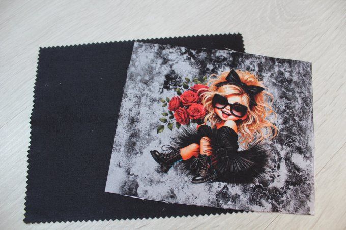 KIT LINGETTE LUNETTE - Fillette au bouquet de roses