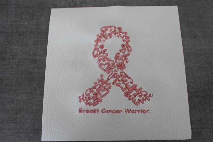 Coupon brodé Ruban Octobre Rose